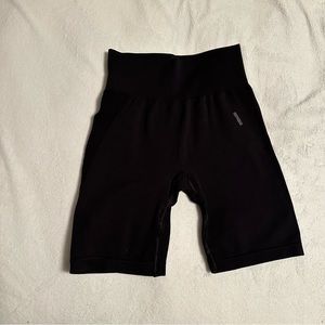 Seamless biker short gym shark size small